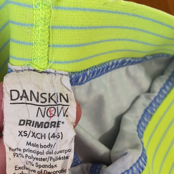 Girls’ 4T Swim Bundle of 2 Rash Guard Shirts and 1 short - Picture 10 of 11